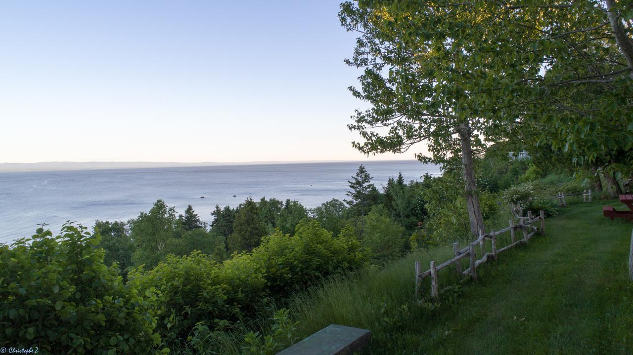 Auberge La Coudriere L'Isle-aux-Coudres Exterior foto